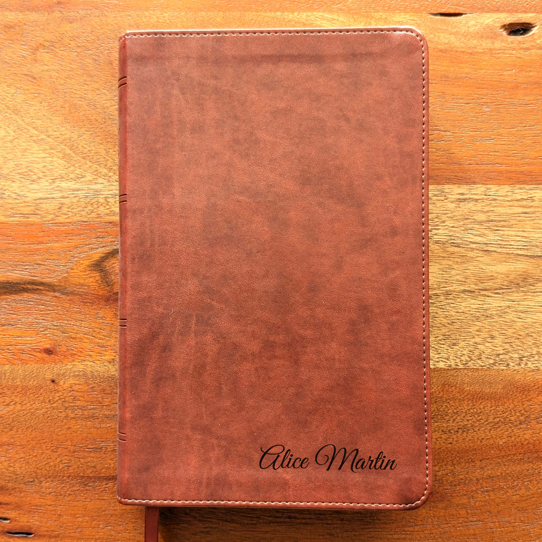 Biblia con letra súper gigante ESV personalizada – Borgoña | Girasol