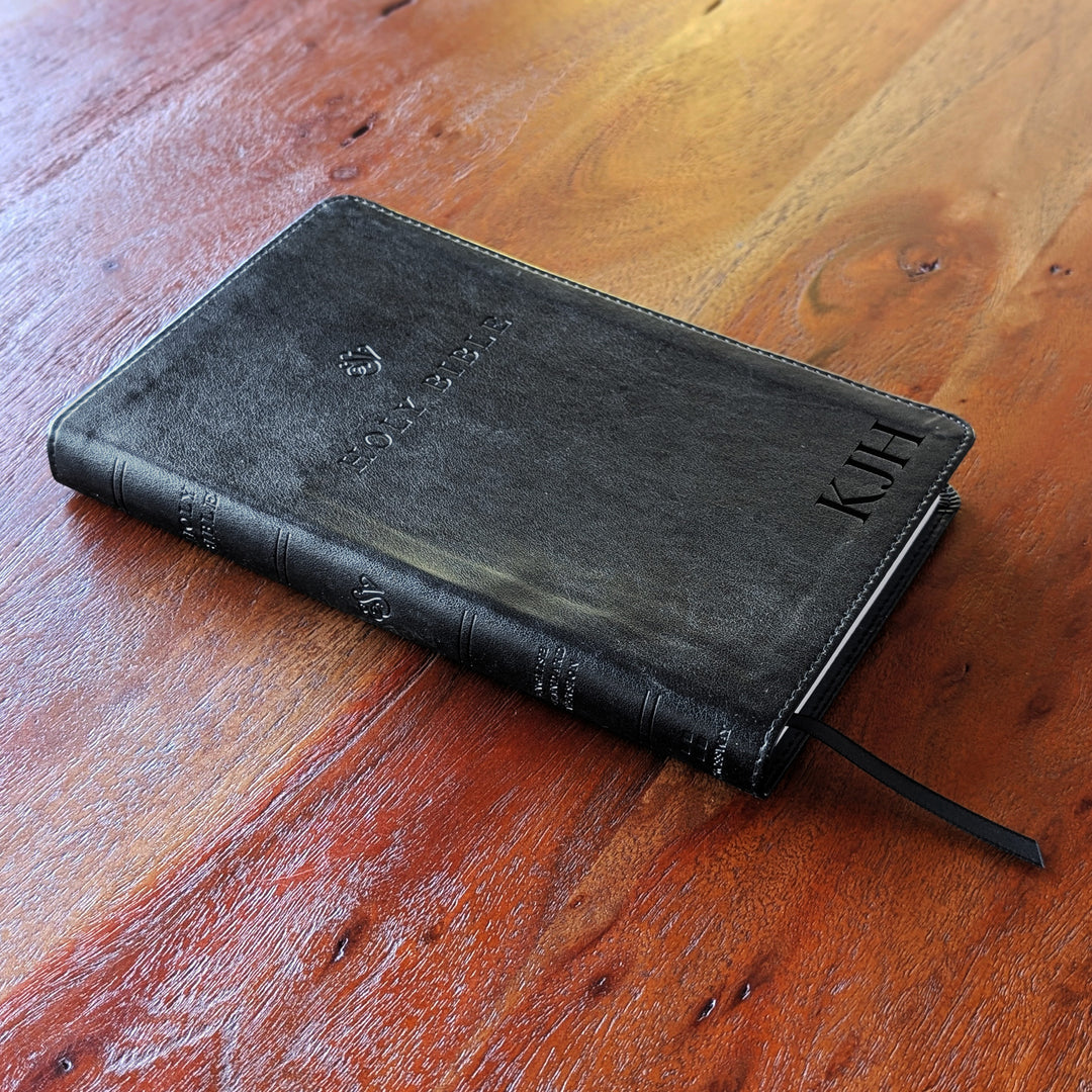 Biblia con letra súper gigante ESV personalizada – Borgoña | Girasol