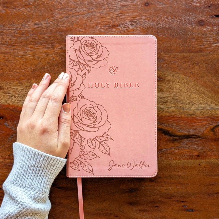 Biblia con letra súper gigante ESV personalizada – Borgoña | Girasol