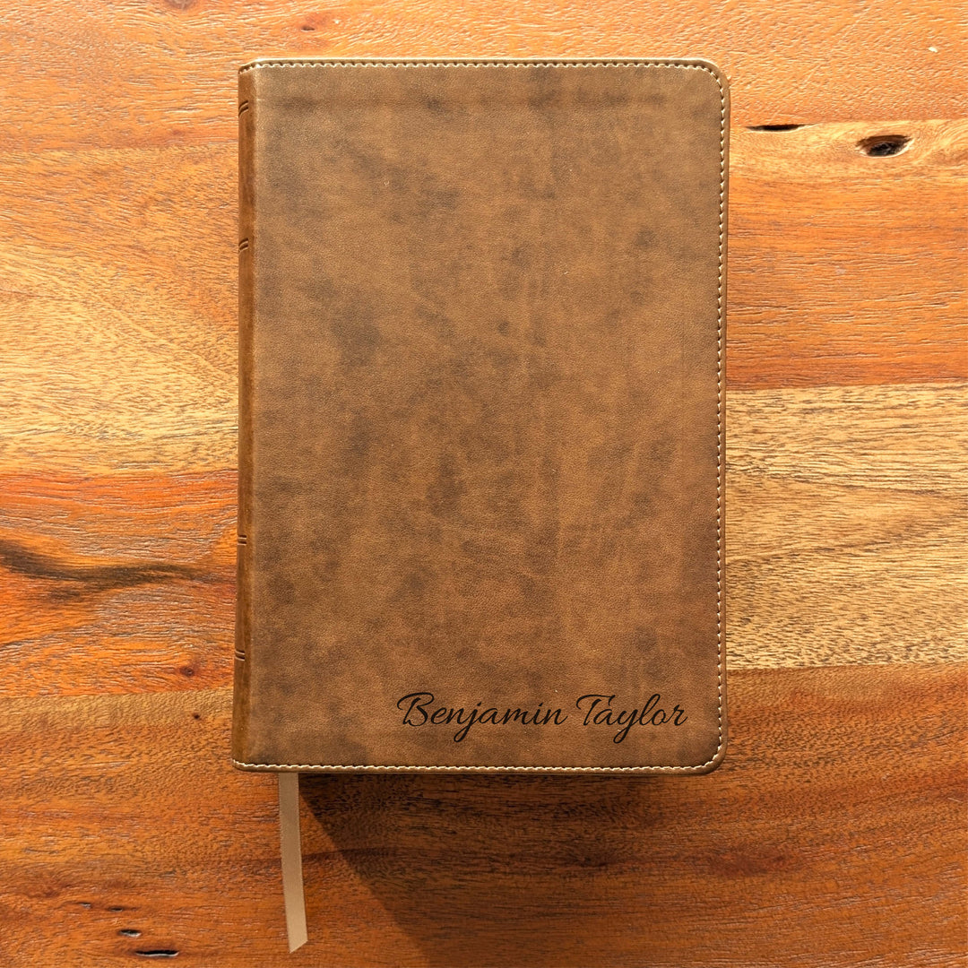 Biblia con letra súper gigante ESV personalizada – Borgoña | Girasol
