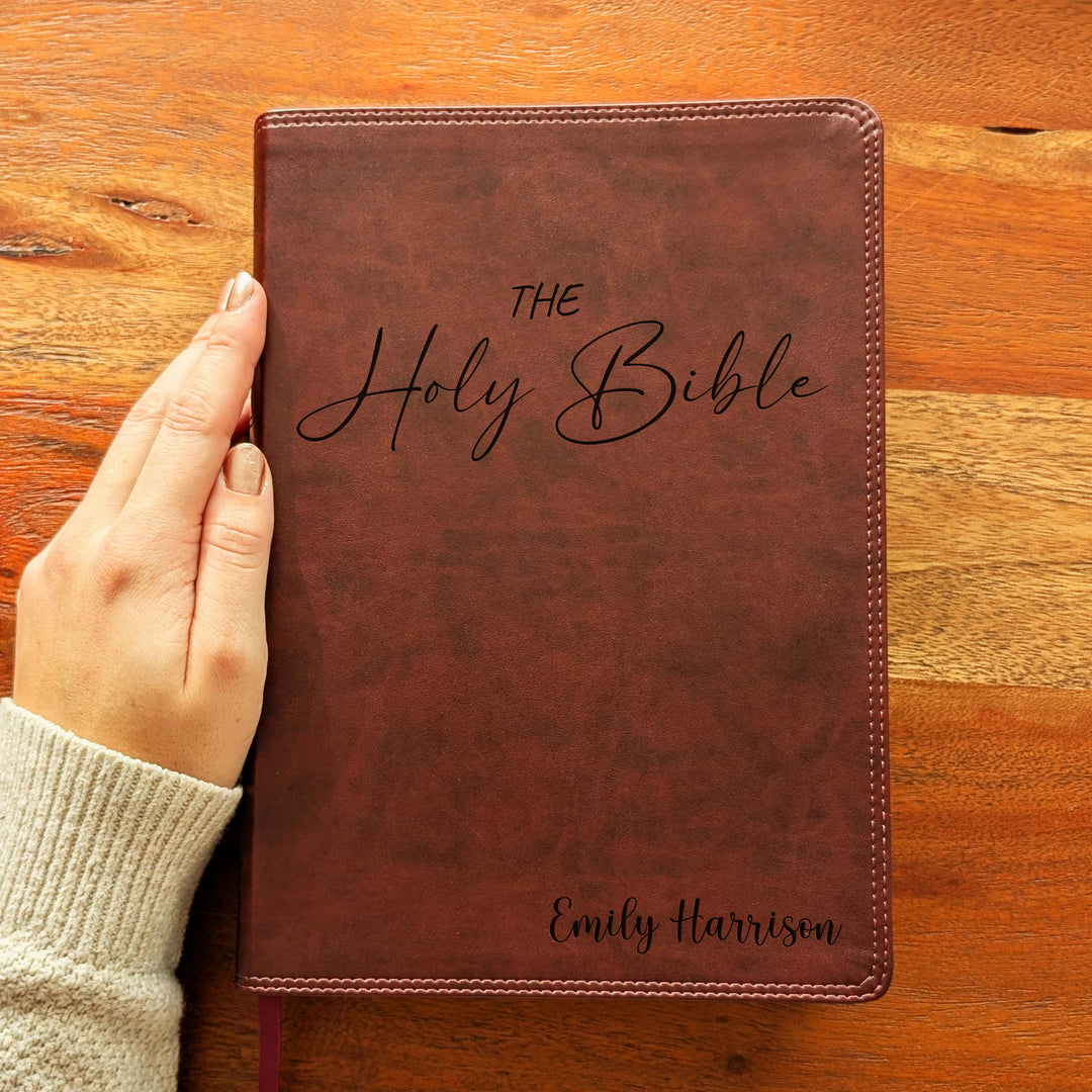 Biblia con letra súper gigante ESV personalizada – Borgoña | Girasol