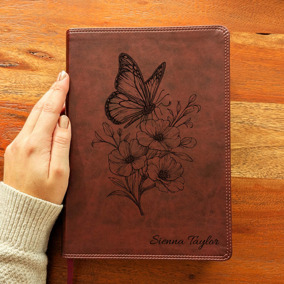 Biblia con letra súper gigante ESV personalizada – Borgoña | Girasol