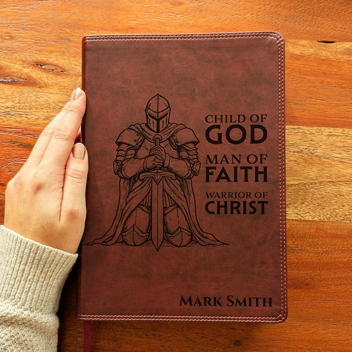 Biblia con letra súper gigante ESV personalizada – Borgoña | Girasol