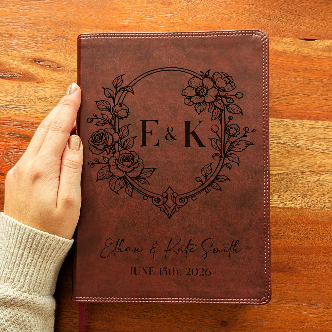 Biblia con letra súper gigante ESV personalizada – Borgoña | Girasol