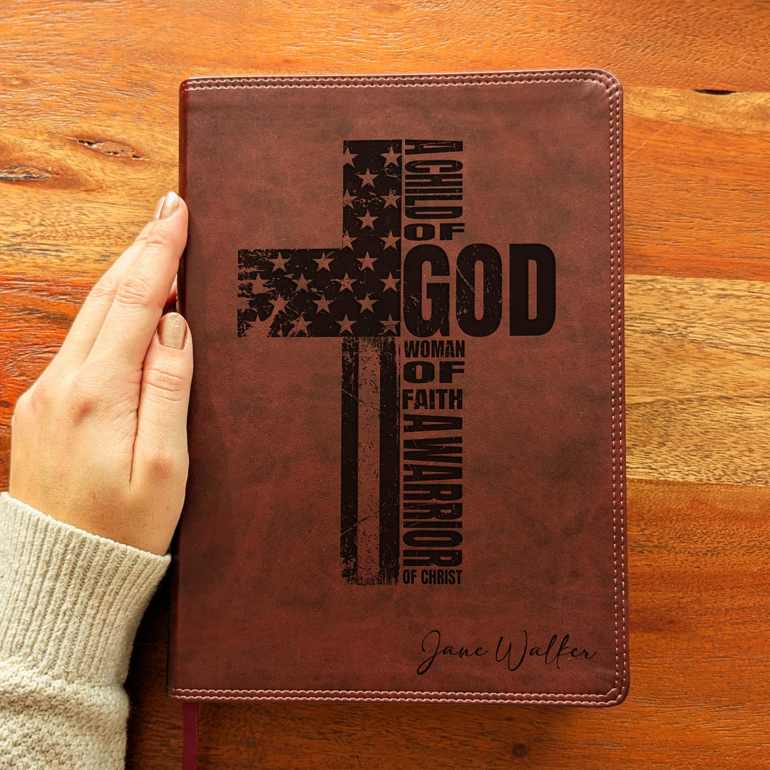 Biblia con letra súper gigante ESV personalizada – Borgoña | Girasol