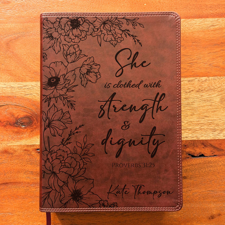 Biblia con letra súper gigante ESV personalizada – Borgoña | Girasol