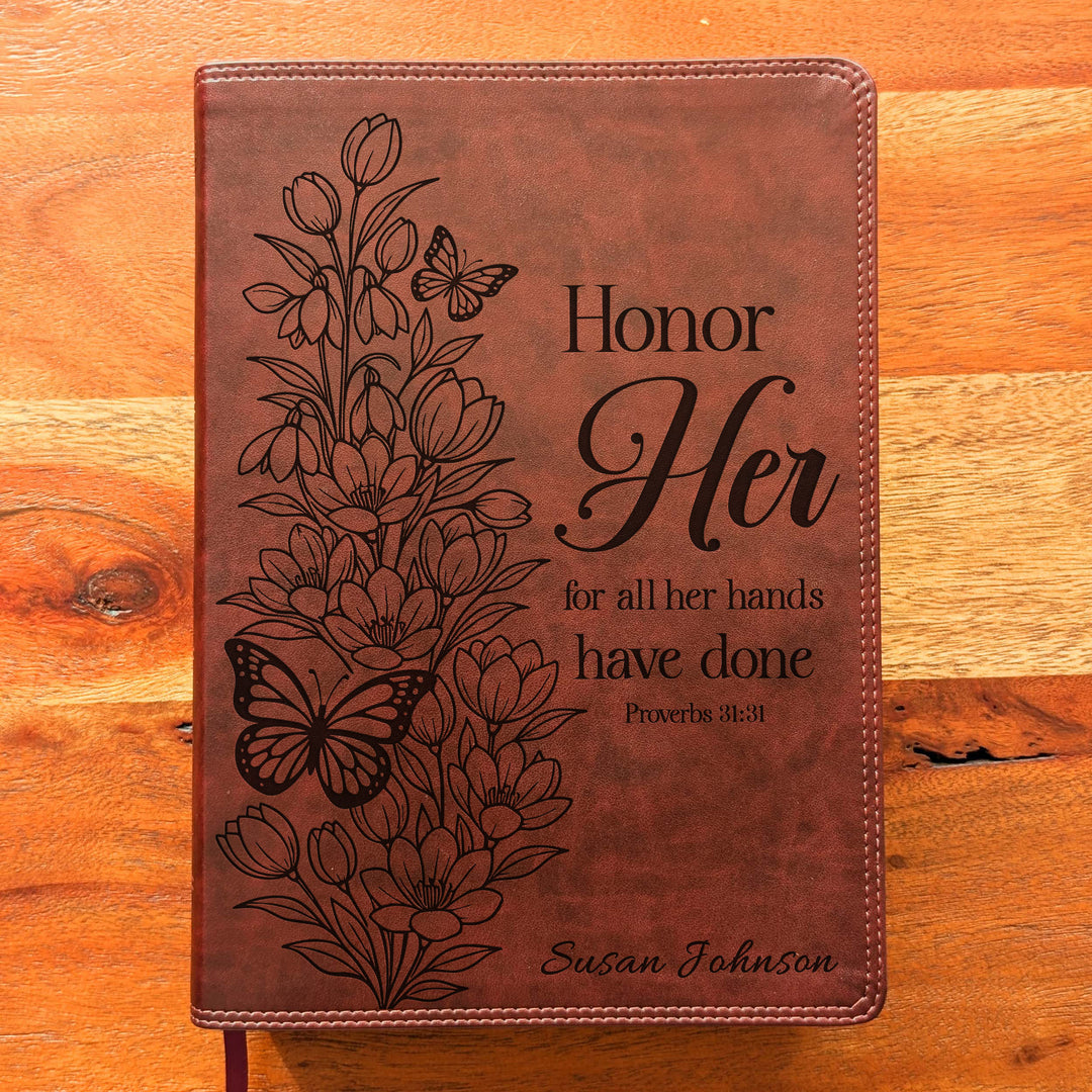 Biblia con letra súper gigante ESV personalizada – Borgoña | Girasol