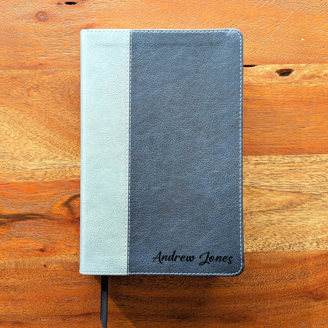 Biblia con letra súper gigante ESV personalizada – Borgoña | Girasol