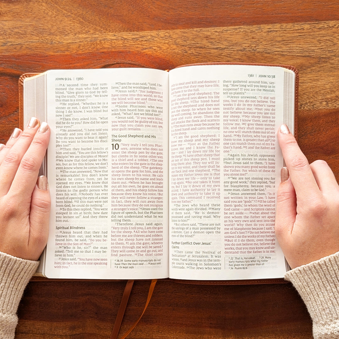Personalized NIV Personal Size Bible – Large Print, Brown | Patriotic Cross