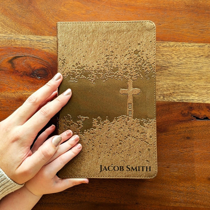 Biblia NVI Personalizada para Niños - Rosa | Nombre grabado