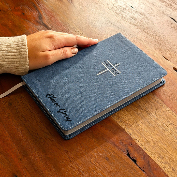 Personalized NIV Thinline Bible for Teens –  Navy | Engraved Name