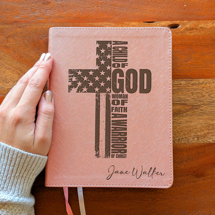 Biblia NVI Personalizada para Niños - Rosa | Nombre grabado