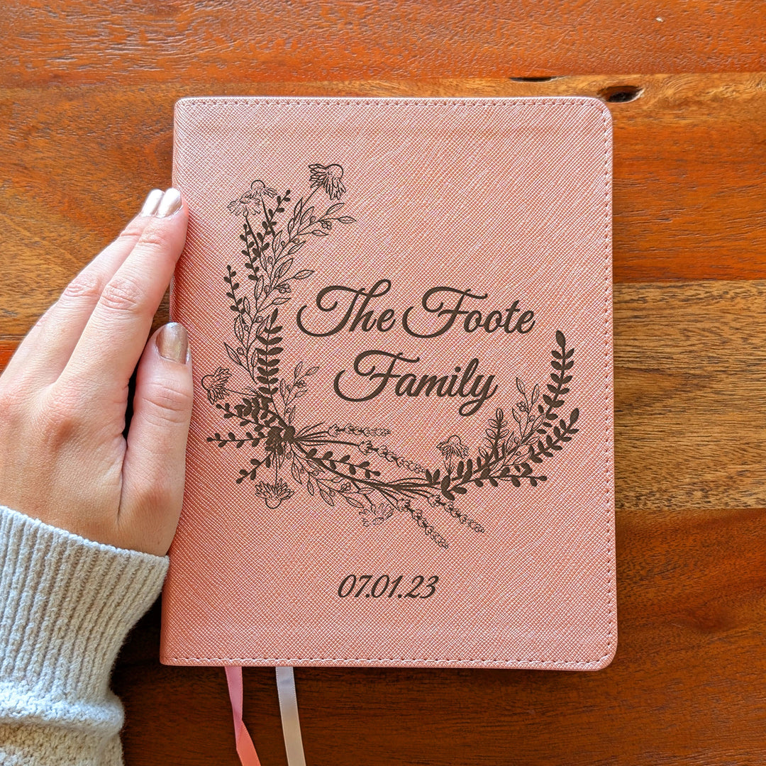 Biblia NVI Personalizada para Niños - Rosa | Nombre grabado