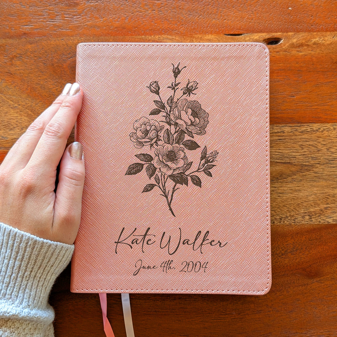 Biblia NVI Personalizada para Niños - Rosa | Nombre grabado