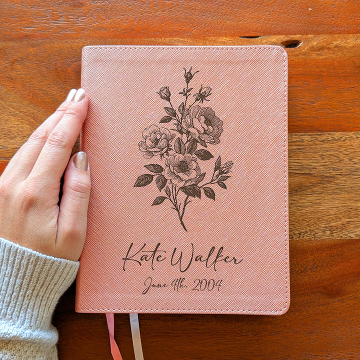 Biblia NVI Personalizada para Niños - Rosa | Nombre grabado