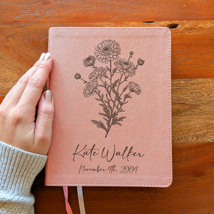 Biblia NVI Personalizada para Niños - Rosa | Nombre grabado