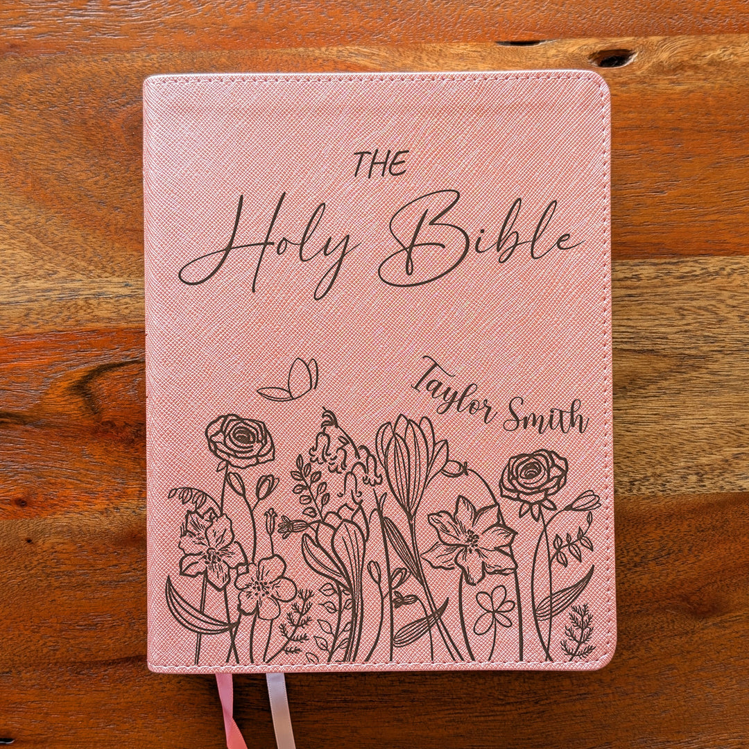 Biblia NVI Personalizada para Niños - Rosa | Nombre grabado
