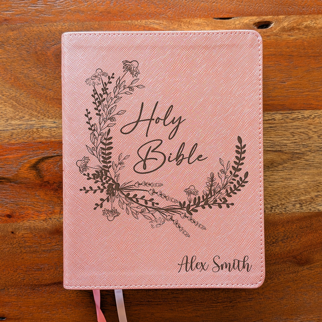 Biblia NVI Personalizada para Niños - Rosa | Nombre grabado