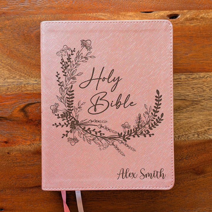 Biblia NVI Personalizada para Niños - Rosa | Nombre grabado