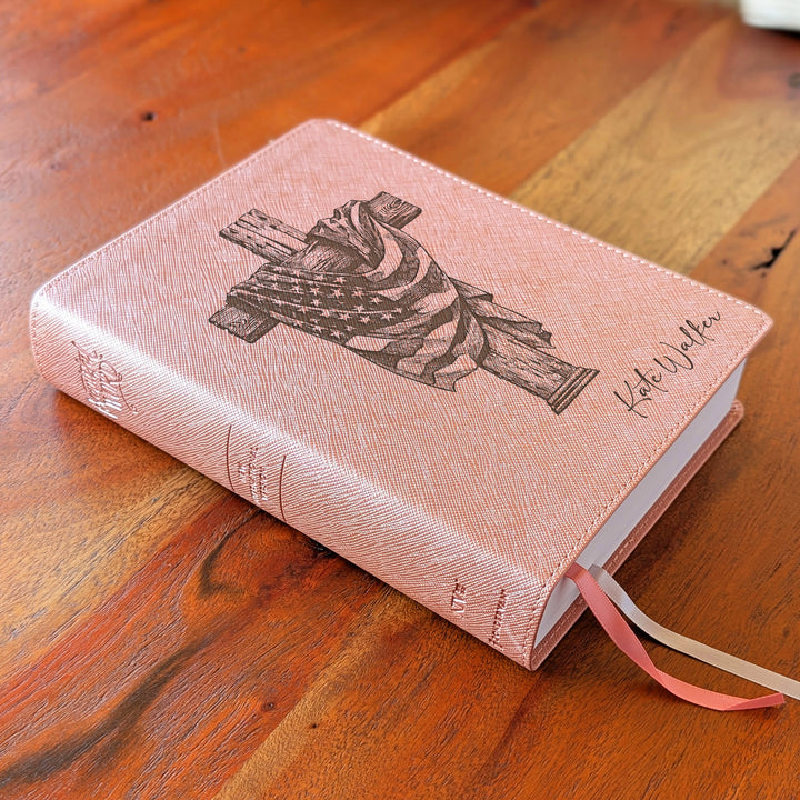 Biblia NVI Personalizada para Niños - Rosa | Nombre grabado