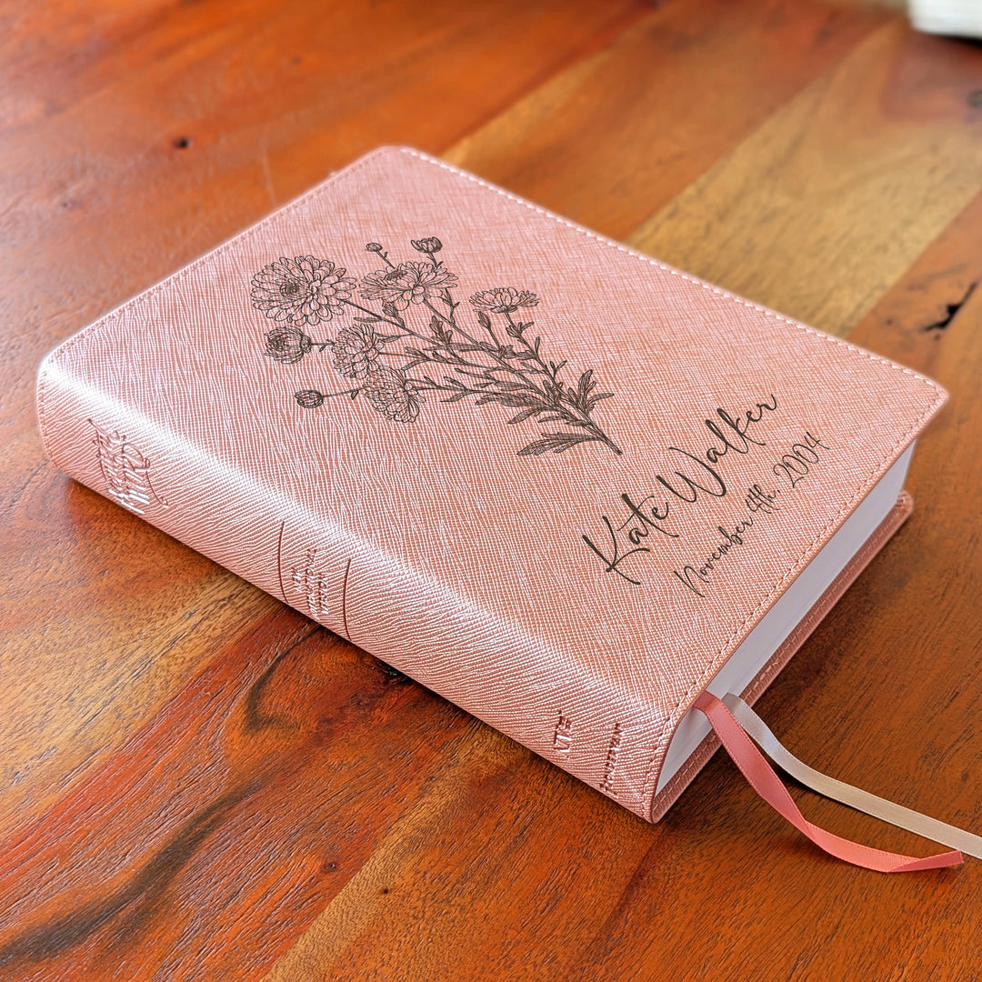 Biblia NVI Personalizada para Niños - Rosa | Nombre grabado