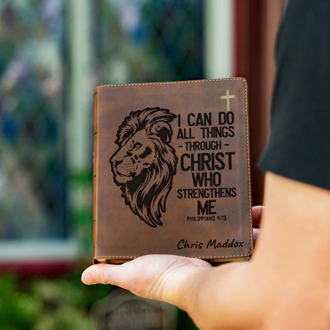 Biblia NVI Journal the Word personalizada – Columna doble marrón | León de la fuerza