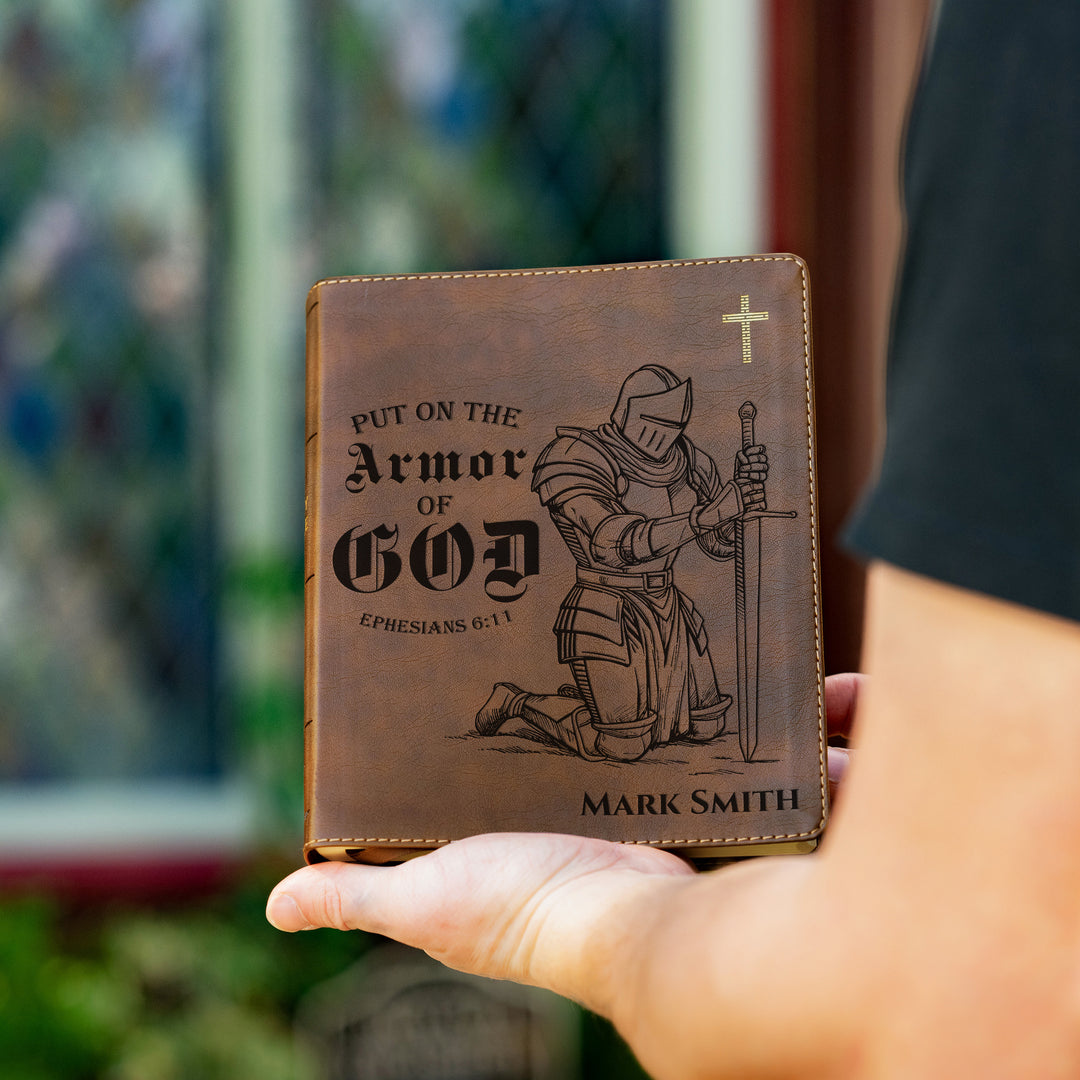 Biblia NIV Journal the Word personalizada – Doble columna Marrón | Knight Ephesians