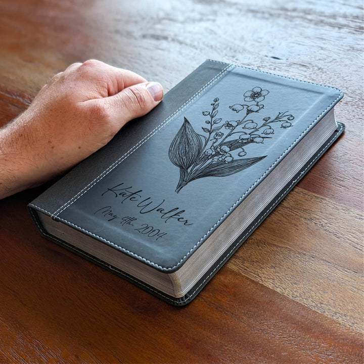 Biblia NVI tamaño personal personalizada – Letra grande, marrón | Hombre de fe