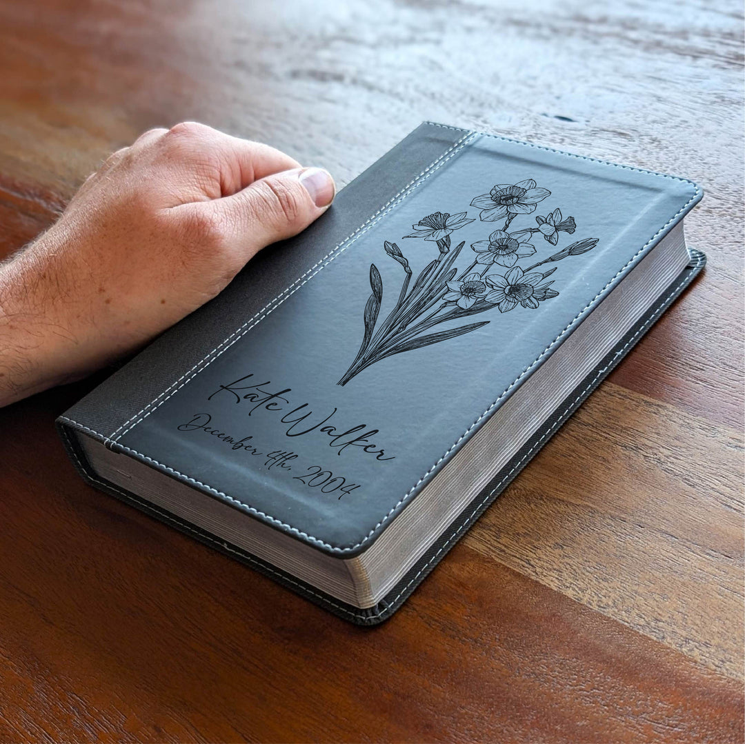 Biblia NVI tamaño personal personalizada – Letra grande, marrón | Hombre de fe