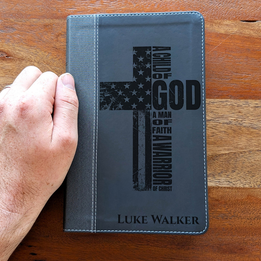 Biblia NVI tamaño personal personalizada – Letra grande, marrón | Hombre de fe