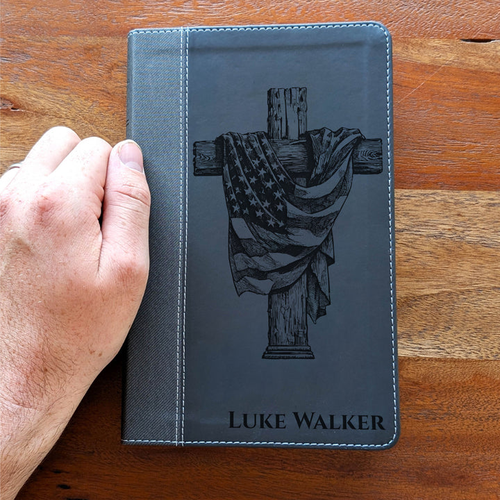 Biblia NVI tamaño personal personalizada – Letra grande, marrón | Hombre de fe