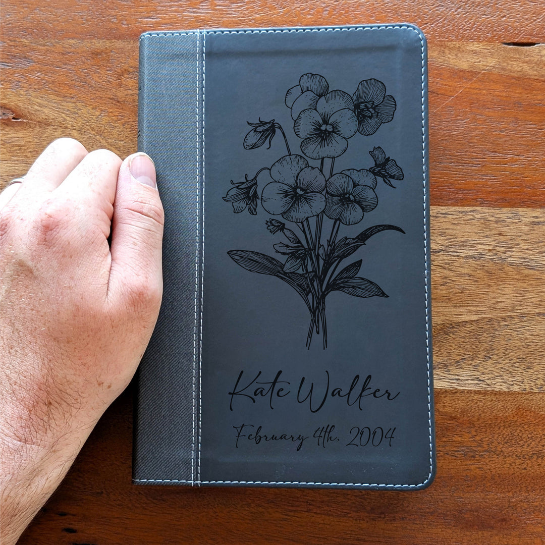 Biblia NVI tamaño personal personalizada – Letra grande, marrón | Hombre de fe