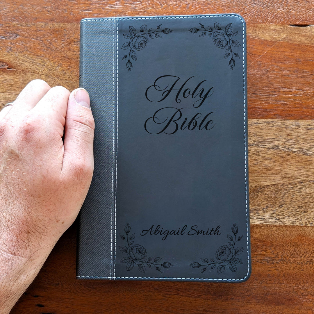 Biblia NVI tamaño personal personalizada – Letra grande, marrón | Hombre de fe
