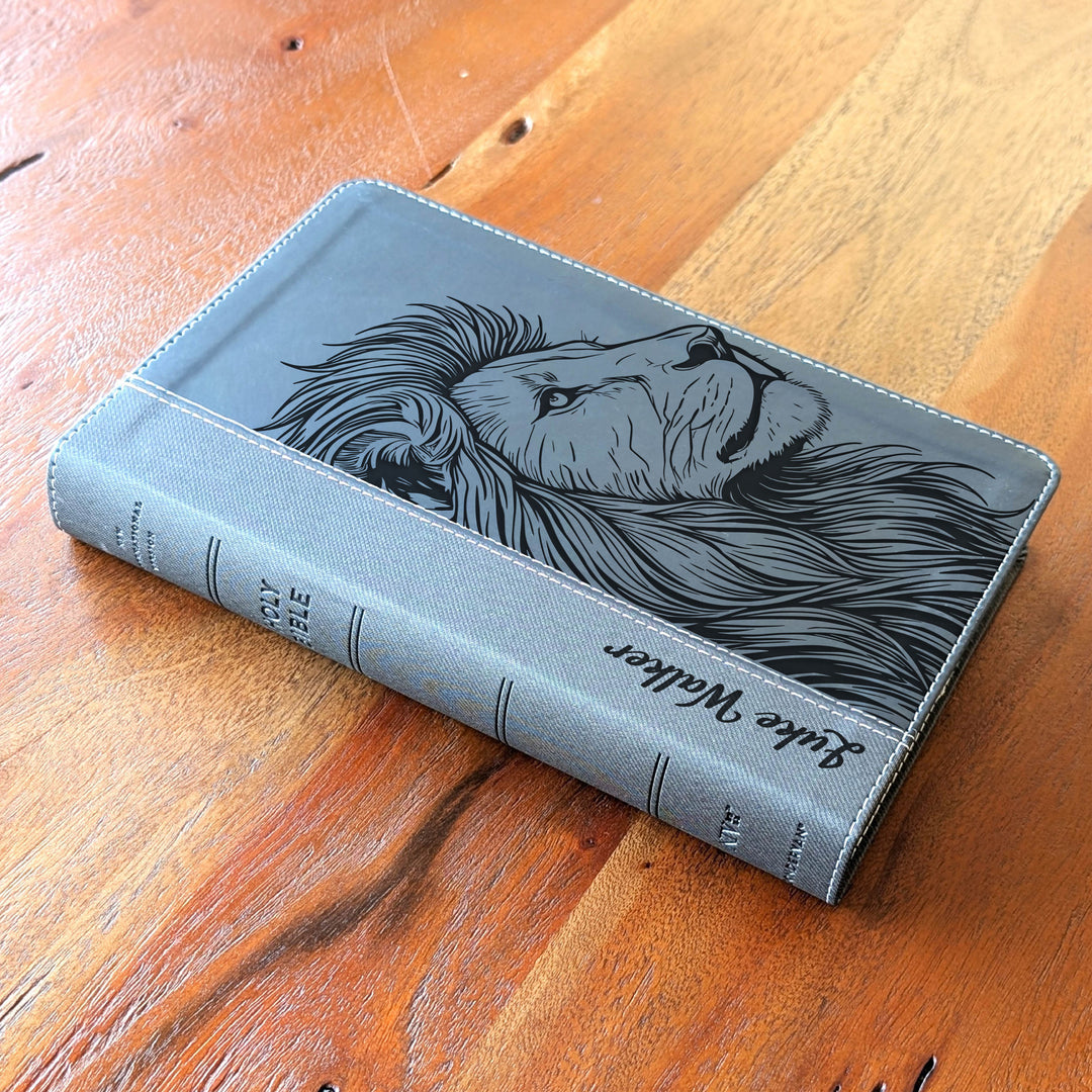 Biblia NVI tamaño personal personalizada – Letra grande, marrón | Hombre de fe