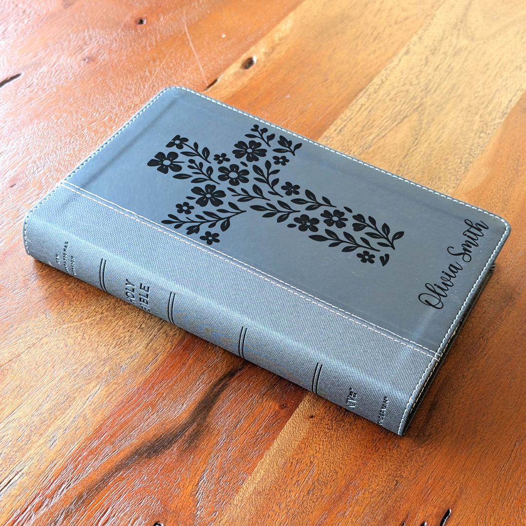 Biblia NVI tamaño personal personalizada – Letra grande, marrón | Hombre de fe