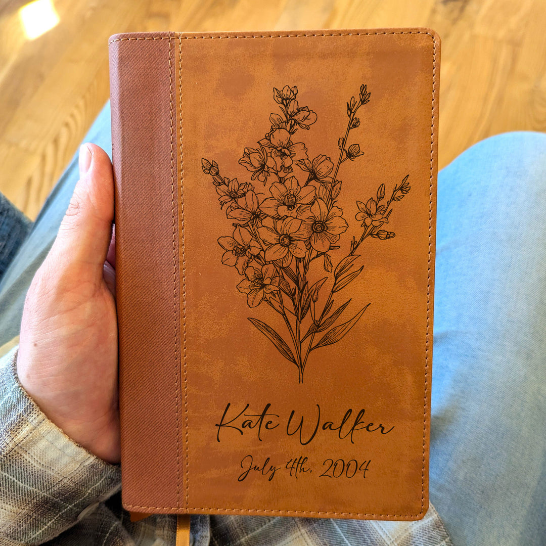 Biblia Personalizada NVI tamaño personal – Letra grande, marrón | Corona de Espinas