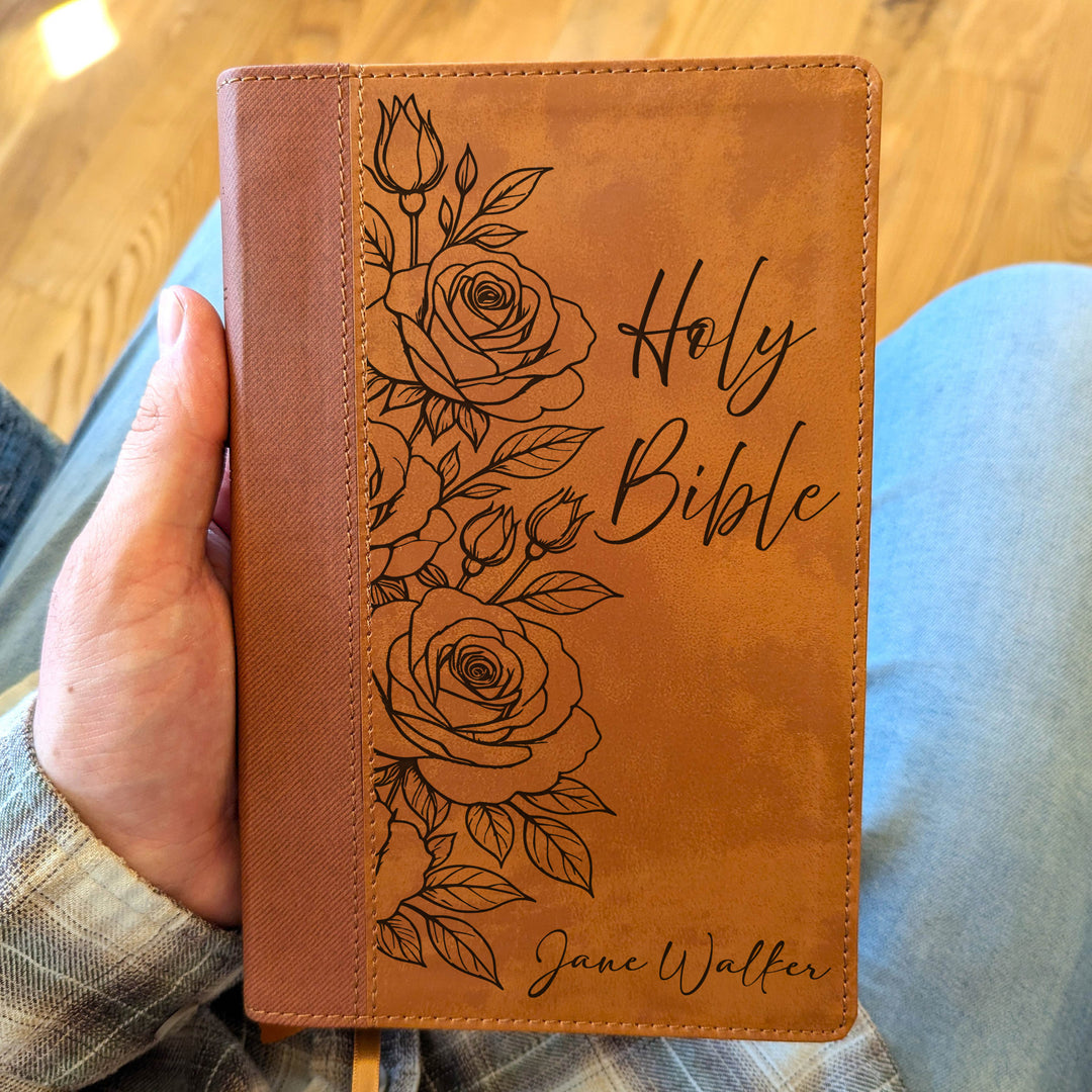 Biblia Personalizada NVI tamaño personal – Letra grande, marrón | Corona de Espinas