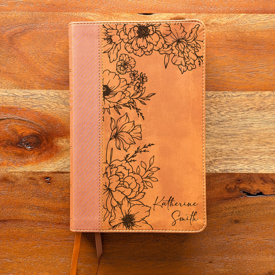Biblia Personalizada NVI tamaño personal – Letra grande, marrón | Corona de Espinas