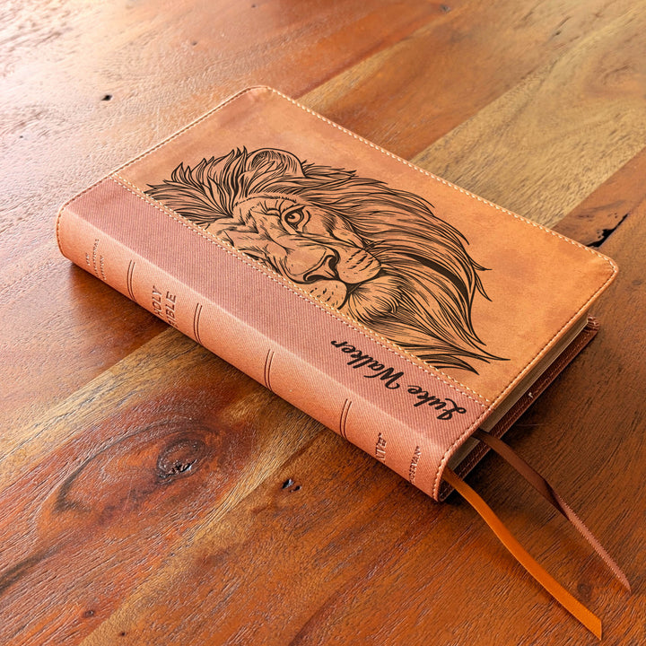 Biblia Personalizada NVI tamaño personal – Letra grande, marrón | Corona de Espinas