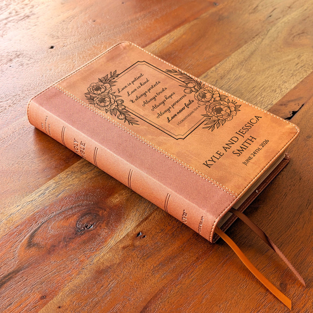 Biblia Personalizada NVI tamaño personal – Letra grande, marrón | Corona de Espinas