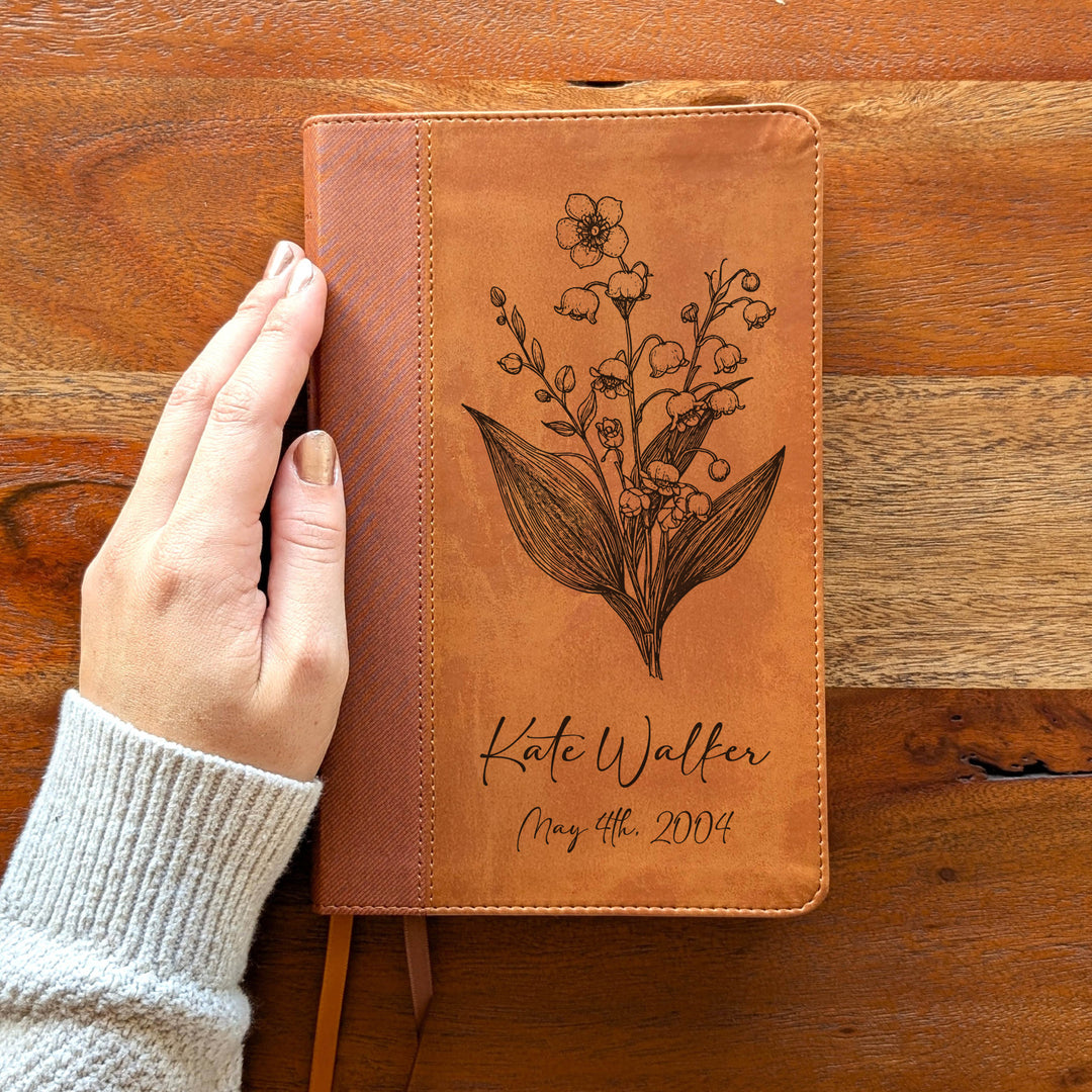 Biblia Personalizada NVI tamaño personal – Letra grande, marrón | Corona de Espinas