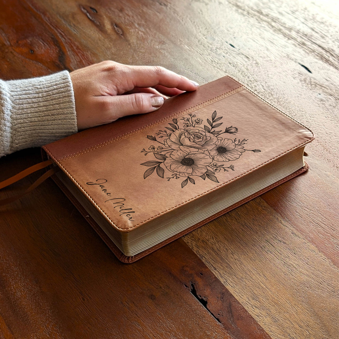 Biblia Personalizada NVI tamaño personal – Letra grande, marrón | Corona de Espinas