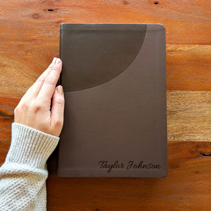 Biblia NVI Personalizada para Niños - Rosa | Nombre grabado