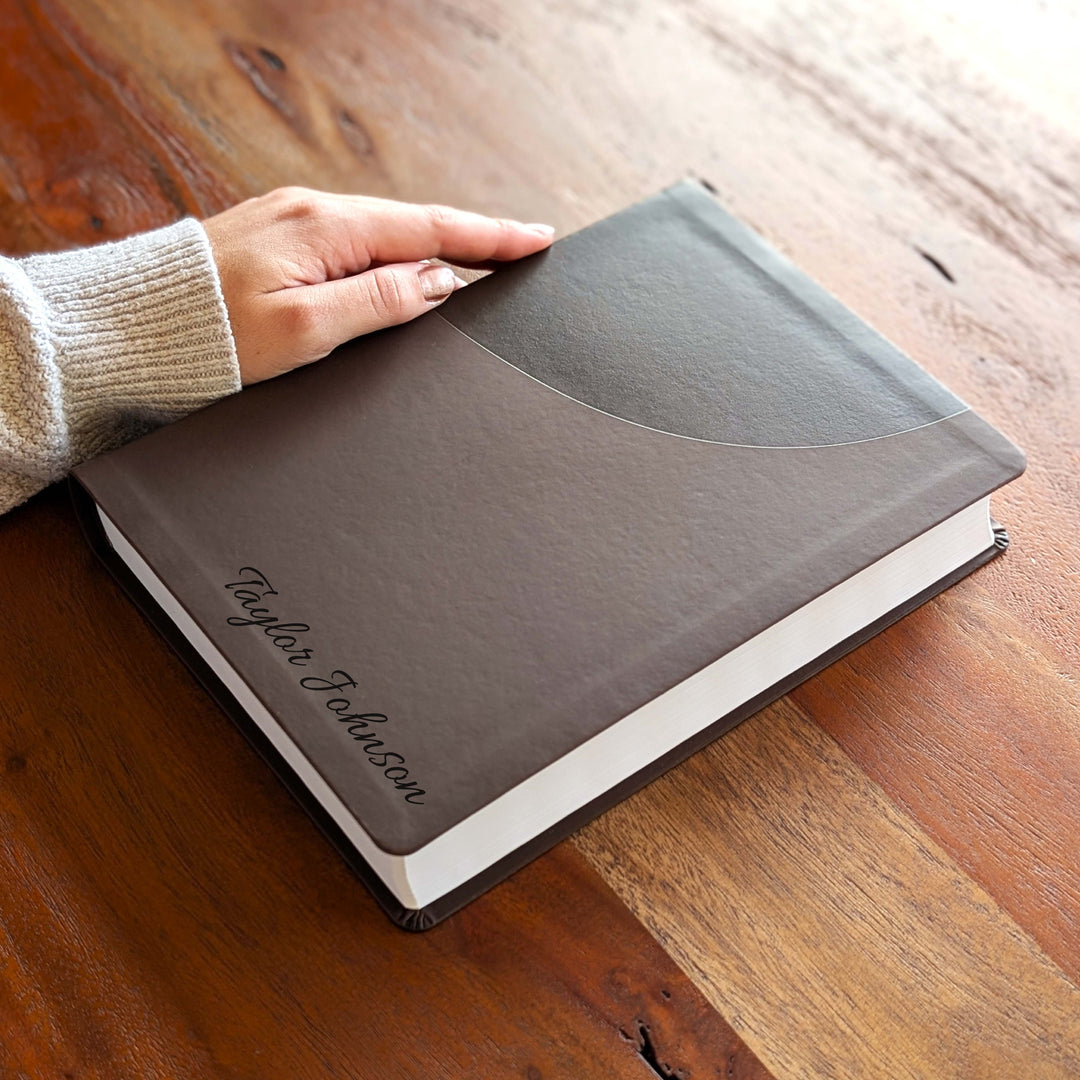 Biblia NVI Personalizada para Niños - Rosa | Nombre grabado