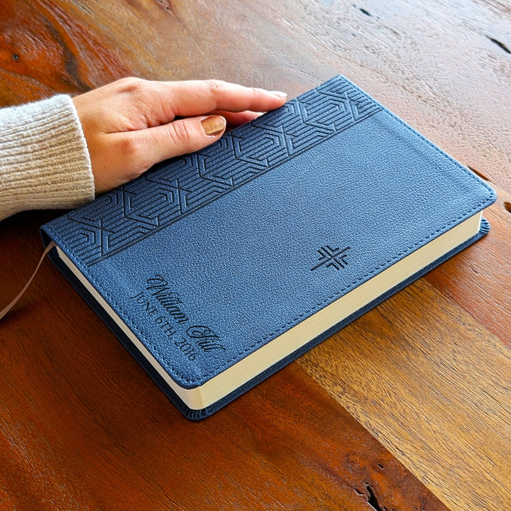 Biblia NVI Personalizada para Niños - Rosa | Nombre grabado