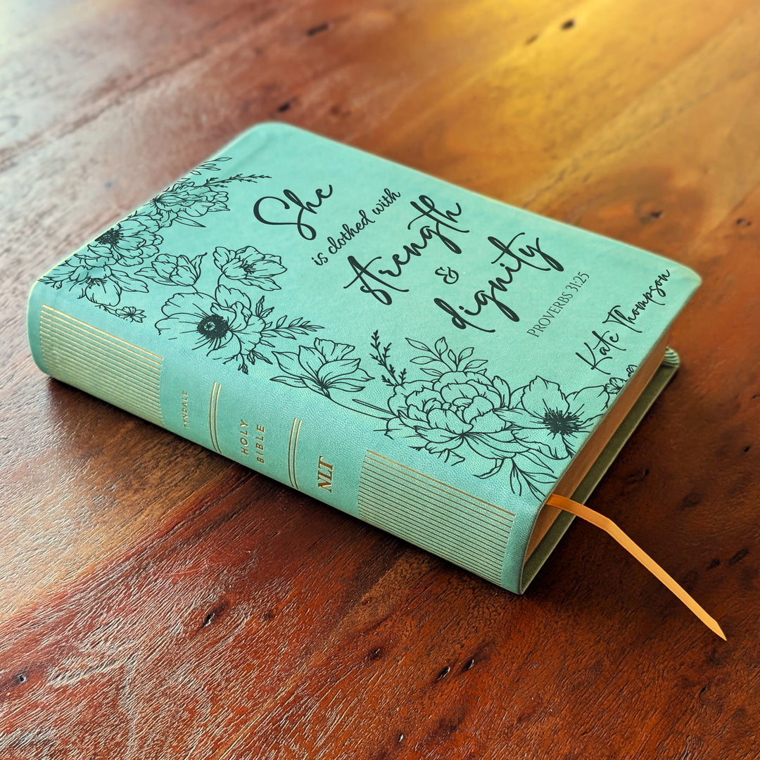 Biblia de Diario NLT Personalizada – Verde Salvia | Peonía Proverbios