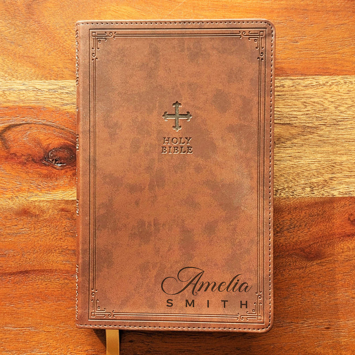 Biblia NVI Personalizada para Niños - Rosa | Nombre grabado