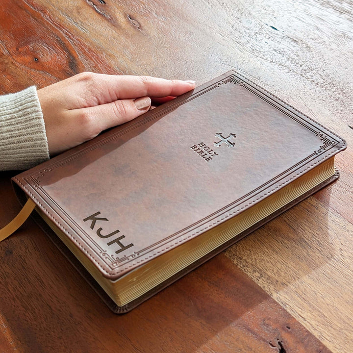 Biblia NVI Personalizada para Niños - Rosa | Nombre grabado