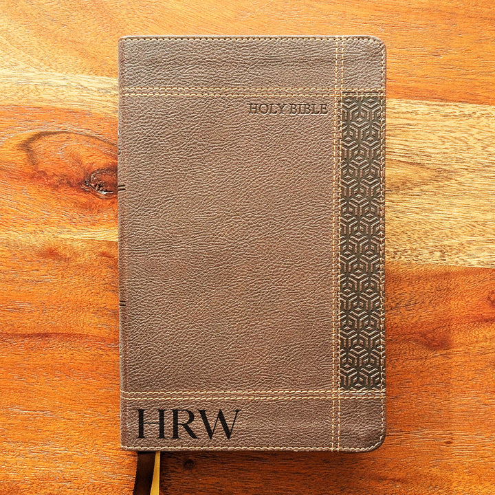 Biblia NVI Personalizada para Niños - Rosa | Nombre grabado