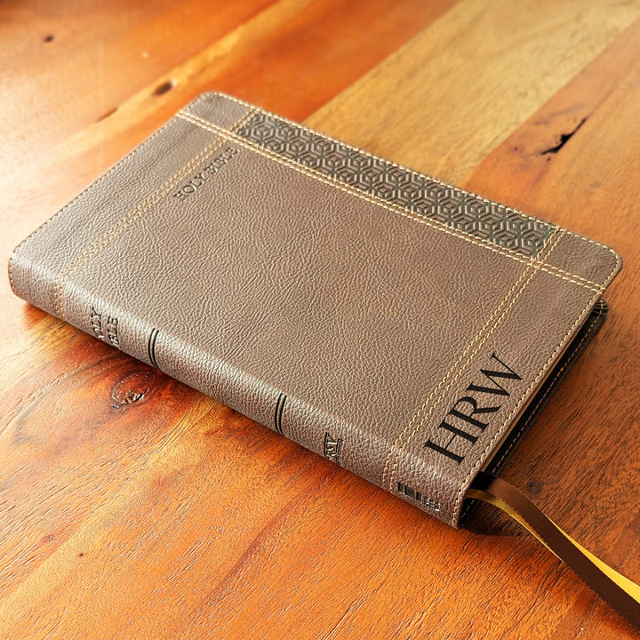 Biblia NVI Personalizada para Niños - Rosa | Nombre grabado